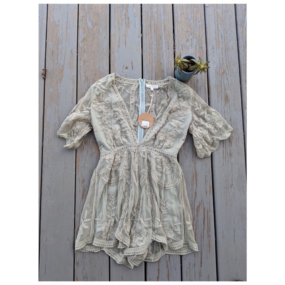 NWT Sage Honey Punch Lace Romper
